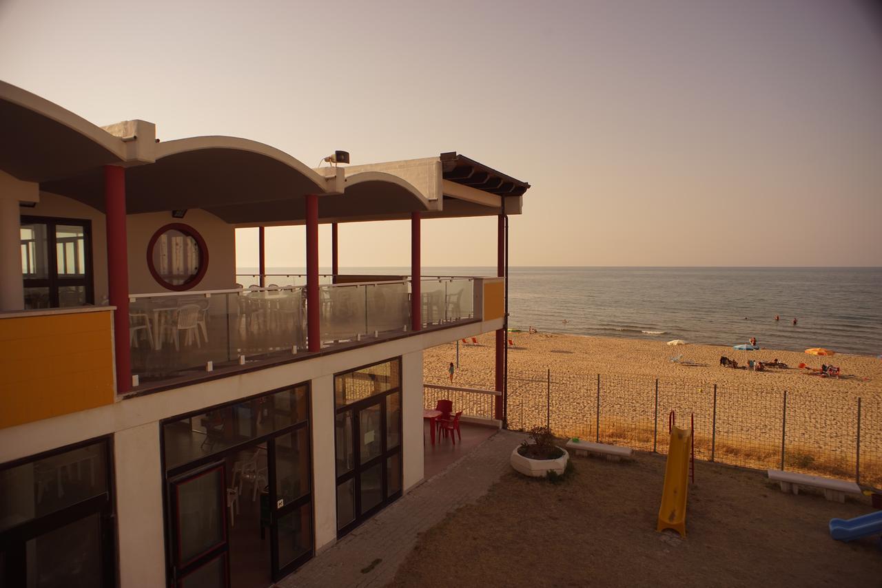 Villaggio Azzurra Termoli Bagian luar foto