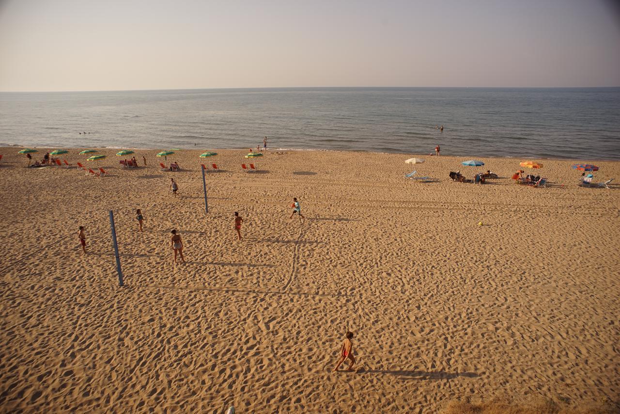 Villaggio Azzurra Termoli Bagian luar foto